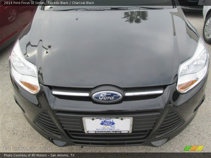 Tuxedo Black / Charcoal Black 2014 Ford Focus SE Sedan