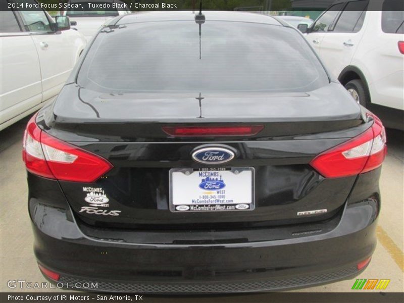 Tuxedo Black / Charcoal Black 2014 Ford Focus S Sedan