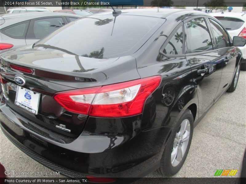 Tuxedo Black / Charcoal Black 2014 Ford Focus SE Sedan