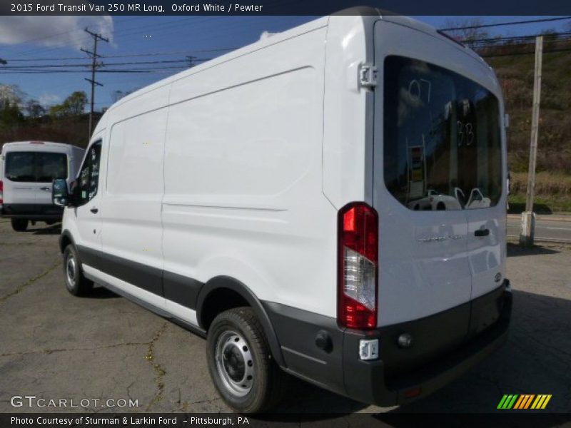  2015 Transit Van 250 MR Long Oxford White