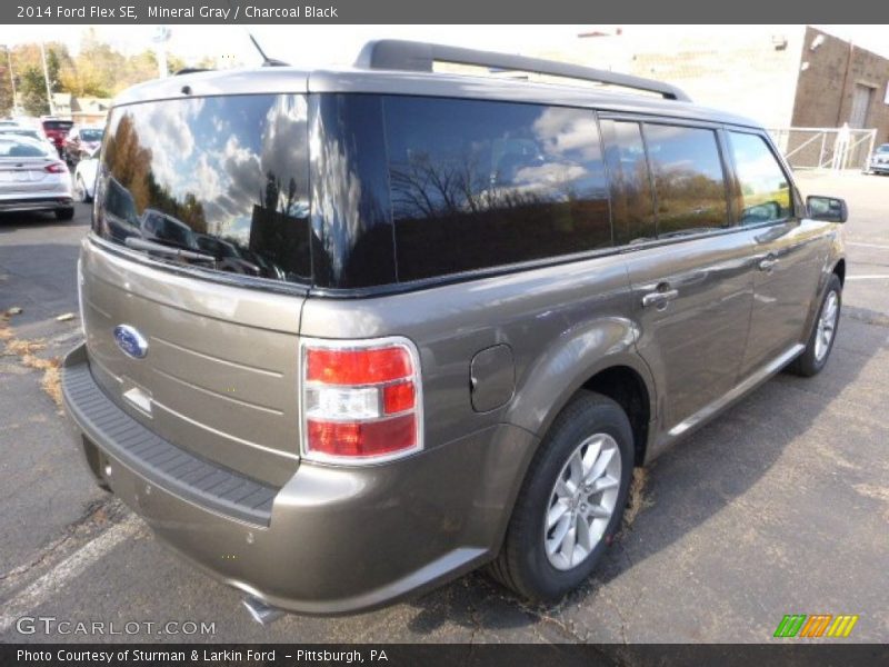 Mineral Gray / Charcoal Black 2014 Ford Flex SE