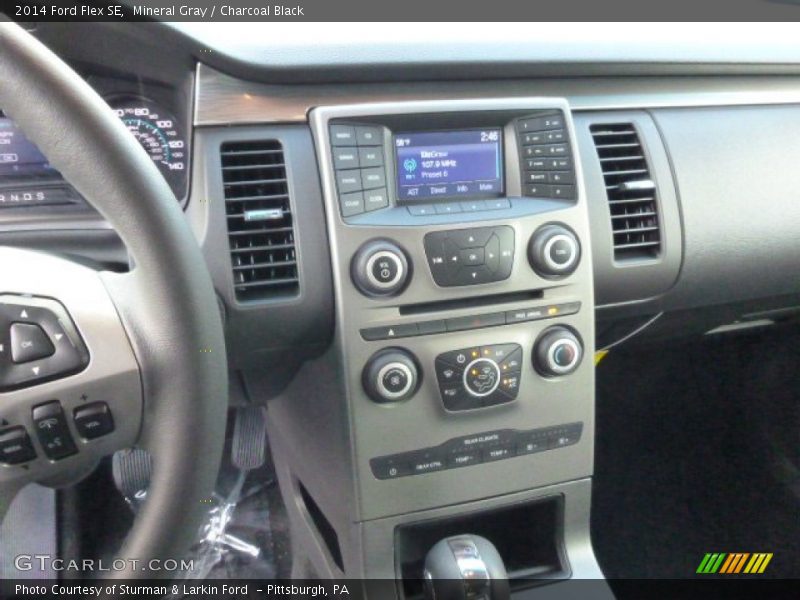 Mineral Gray / Charcoal Black 2014 Ford Flex SE