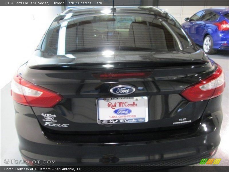 Tuxedo Black / Charcoal Black 2014 Ford Focus SE Sedan