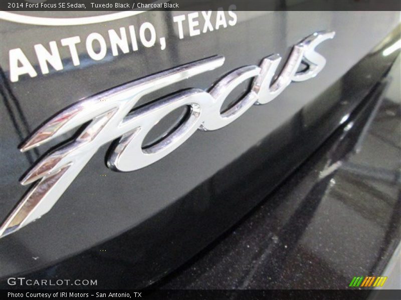 Tuxedo Black / Charcoal Black 2014 Ford Focus SE Sedan