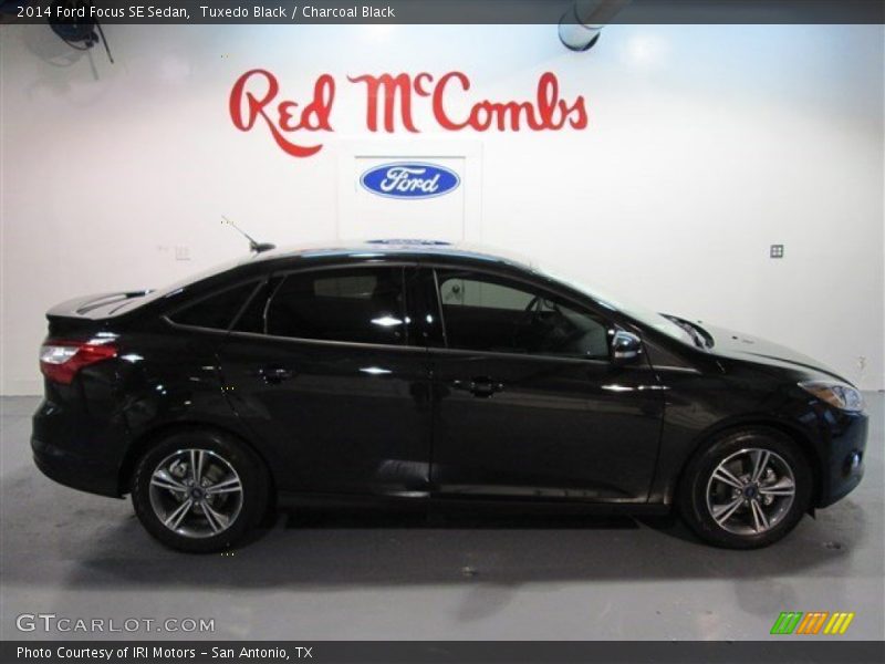 Tuxedo Black / Charcoal Black 2014 Ford Focus SE Sedan