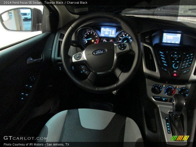 Tuxedo Black / Charcoal Black 2014 Ford Focus SE Sedan