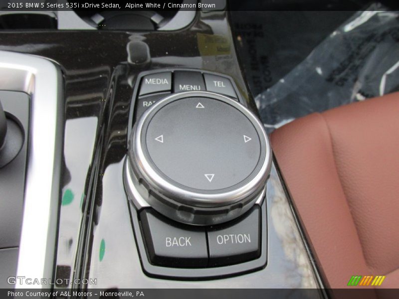 Alpine White / Cinnamon Brown 2015 BMW 5 Series 535i xDrive Sedan