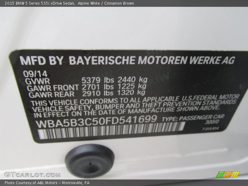 Alpine White / Cinnamon Brown 2015 BMW 5 Series 535i xDrive Sedan