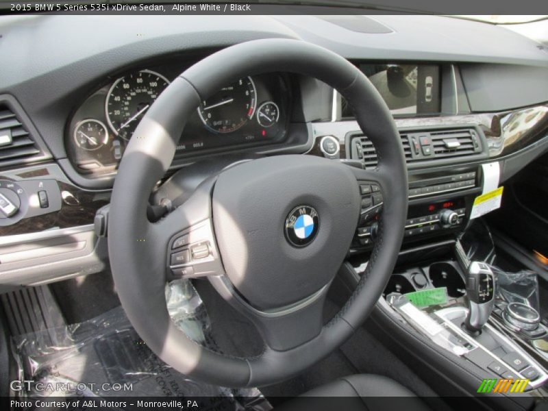 Alpine White / Black 2015 BMW 5 Series 535i xDrive Sedan
