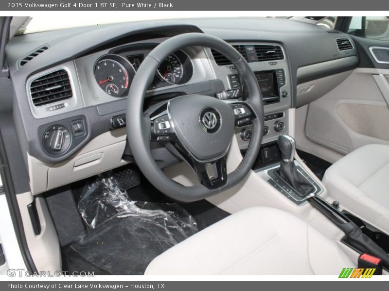 Pure White / Black 2015 Volkswagen Golf 4 Door 1.8T SE