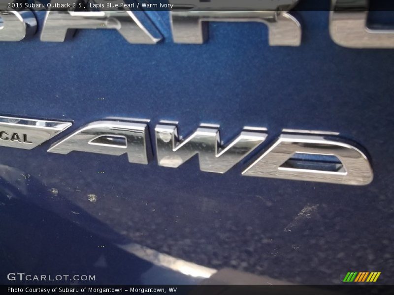 Lapis Blue Pearl / Warm Ivory 2015 Subaru Outback 2.5i
