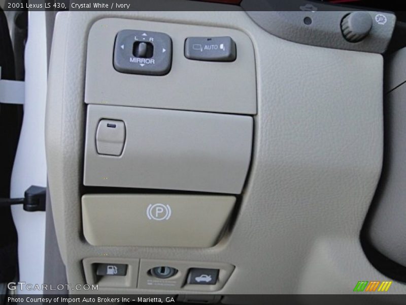 Crystal White / Ivory 2001 Lexus LS 430