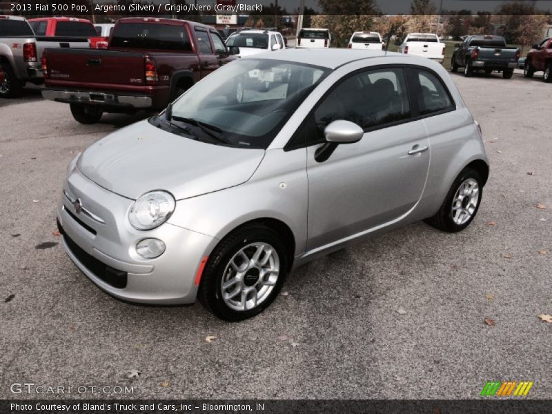 Argento (Silver) / Grigio/Nero (Gray/Black) 2013 Fiat 500 Pop