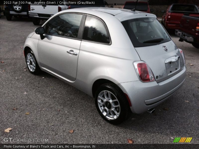 Argento (Silver) / Grigio/Nero (Gray/Black) 2013 Fiat 500 Pop