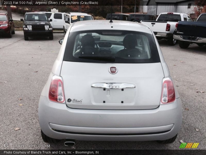 Argento (Silver) / Grigio/Nero (Gray/Black) 2013 Fiat 500 Pop