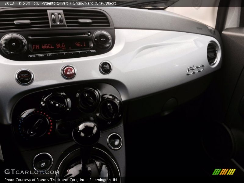 Argento (Silver) / Grigio/Nero (Gray/Black) 2013 Fiat 500 Pop