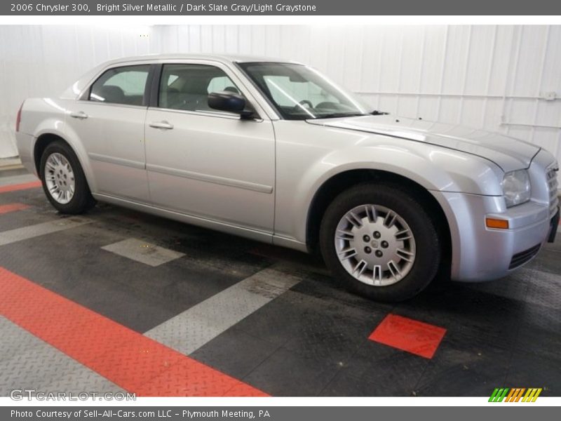 Bright Silver Metallic / Dark Slate Gray/Light Graystone 2006 Chrysler 300