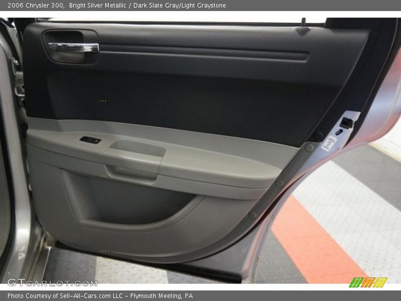 Bright Silver Metallic / Dark Slate Gray/Light Graystone 2006 Chrysler 300