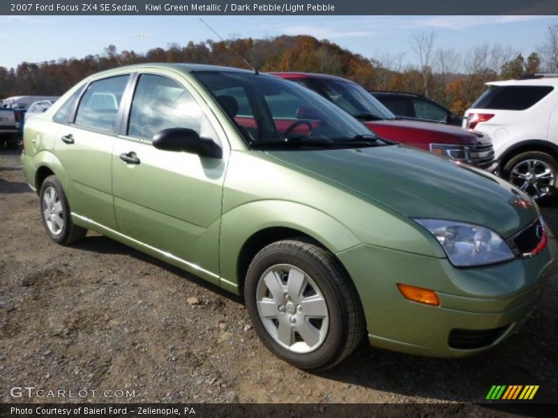 Kiwi Green Metallic / Dark Pebble/Light Pebble 2007 Ford Focus ZX4 SE Sedan