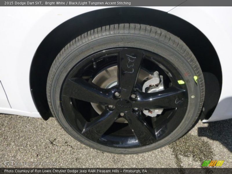 Bright White / Black/Light Tungsten Accent Stitching 2015 Dodge Dart SXT