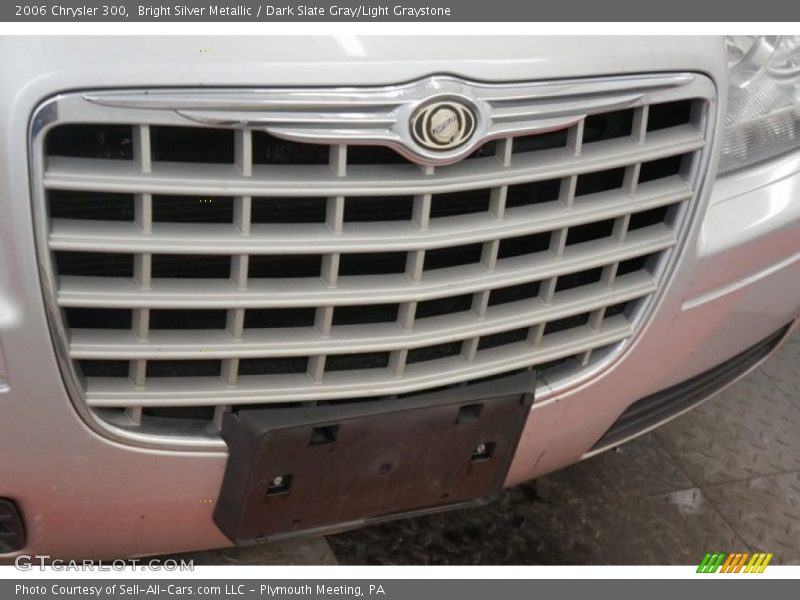 Bright Silver Metallic / Dark Slate Gray/Light Graystone 2006 Chrysler 300