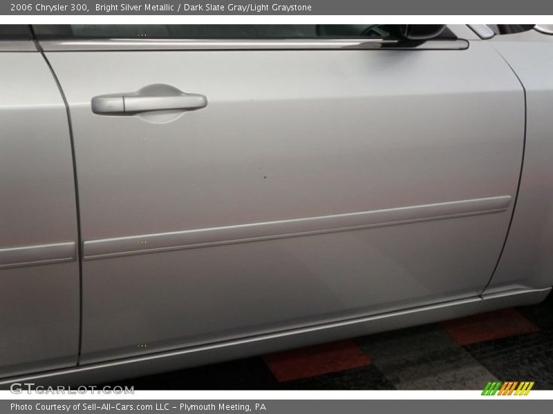 Bright Silver Metallic / Dark Slate Gray/Light Graystone 2006 Chrysler 300