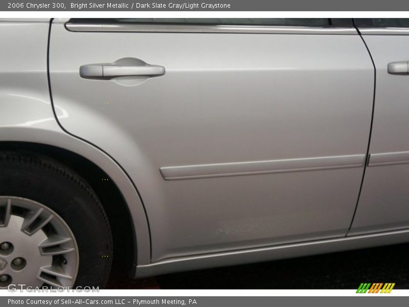 Bright Silver Metallic / Dark Slate Gray/Light Graystone 2006 Chrysler 300