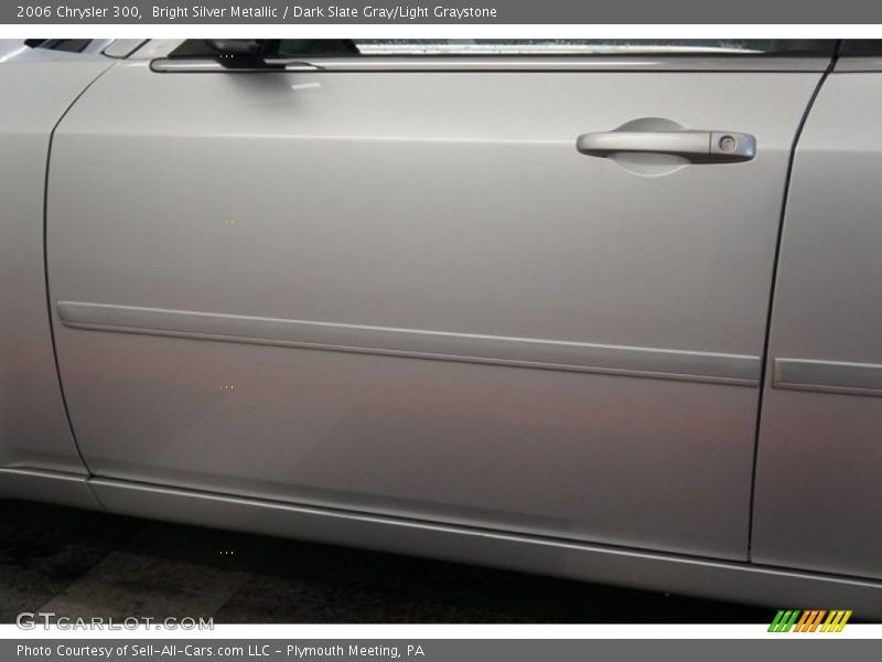 Bright Silver Metallic / Dark Slate Gray/Light Graystone 2006 Chrysler 300