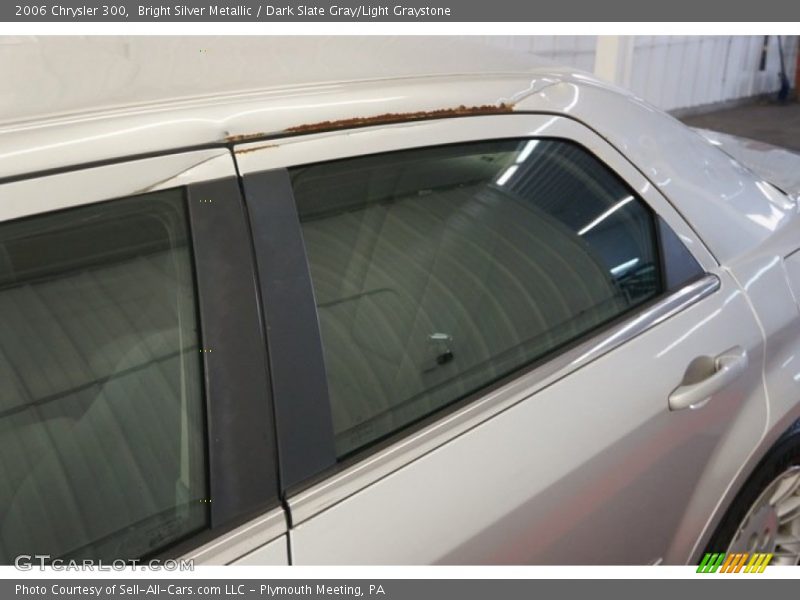 Bright Silver Metallic / Dark Slate Gray/Light Graystone 2006 Chrysler 300
