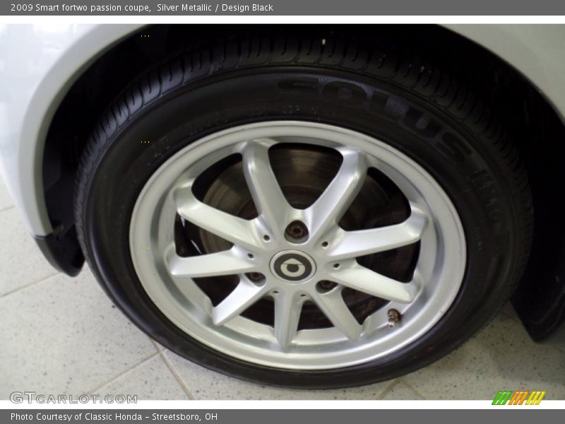 Silver Metallic / Design Black 2009 Smart fortwo passion coupe