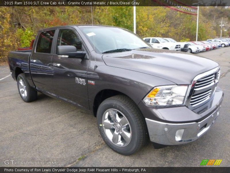 Front 3/4 View of 2015 1500 SLT Crew Cab 4x4