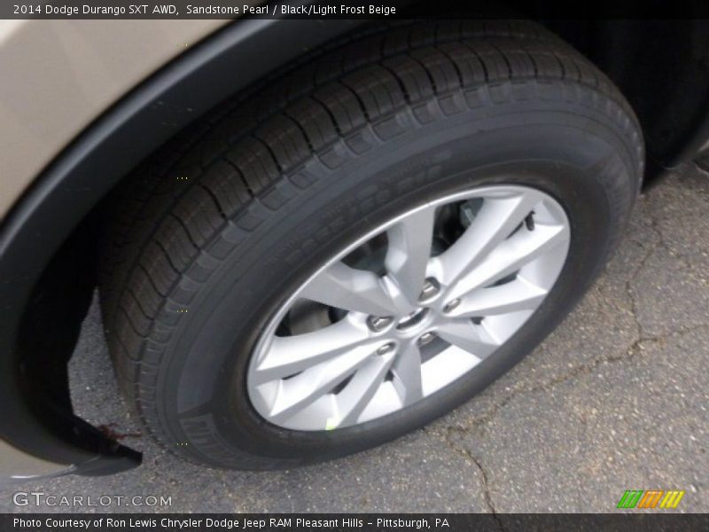 Sandstone Pearl / Black/Light Frost Beige 2014 Dodge Durango SXT AWD