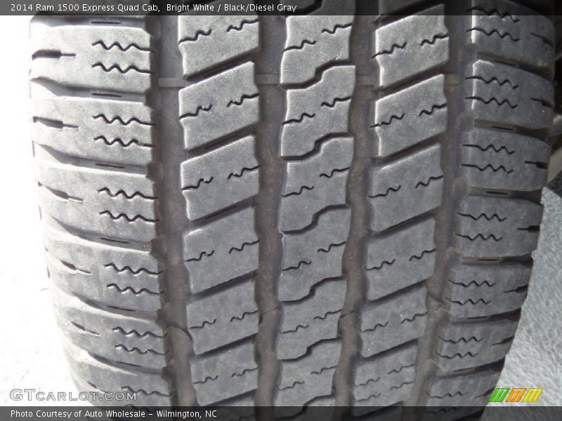 Bright White / Black/Diesel Gray 2014 Ram 1500 Express Quad Cab