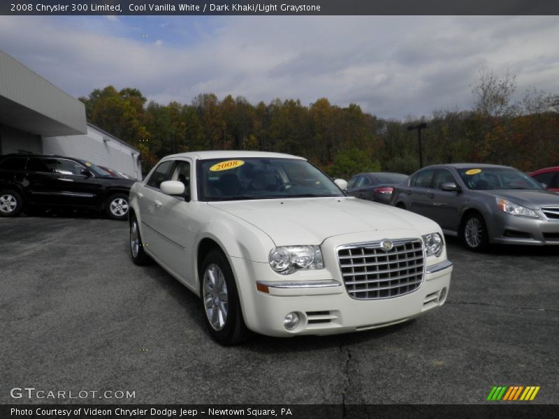 Cool Vanilla White / Dark Khaki/Light Graystone 2008 Chrysler 300 Limited