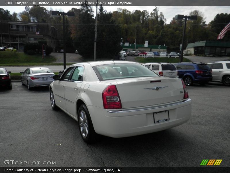 Cool Vanilla White / Dark Khaki/Light Graystone 2008 Chrysler 300 Limited