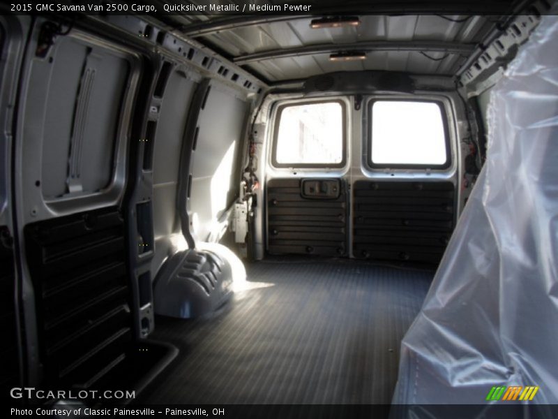 Quicksilver Metallic / Medium Pewter 2015 GMC Savana Van 2500 Cargo