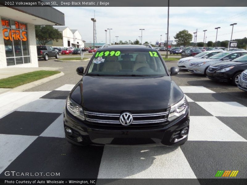 Deep Black Metallic / Beige 2012 Volkswagen Tiguan SEL