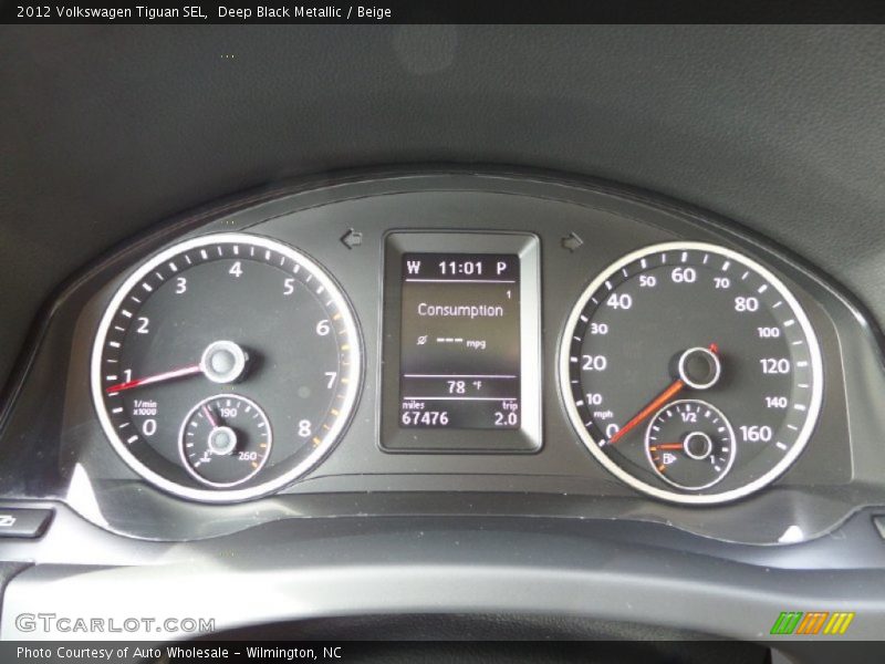 Deep Black Metallic / Beige 2012 Volkswagen Tiguan SEL