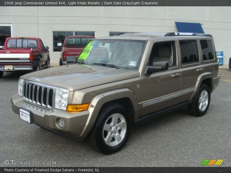 Light Khaki Metallic / Dark Slate Gray/Light Graystone 2006 Jeep Commander Limited 4x4