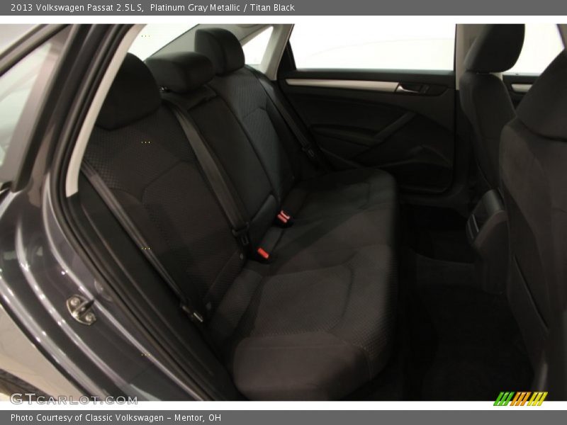 Platinum Gray Metallic / Titan Black 2013 Volkswagen Passat 2.5L S