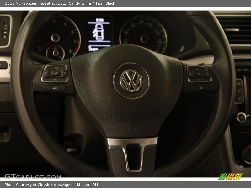 Candy White / Titan Black 2013 Volkswagen Passat 2.5L SE