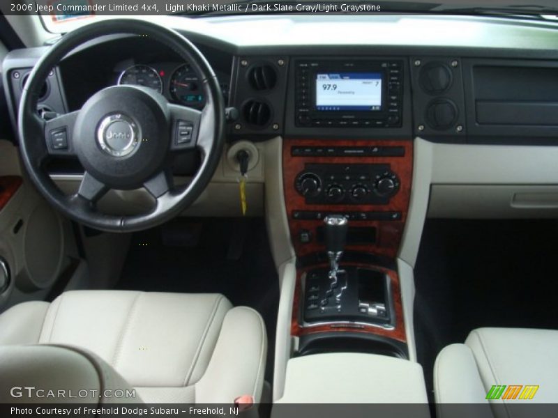 Light Khaki Metallic / Dark Slate Gray/Light Graystone 2006 Jeep Commander Limited 4x4