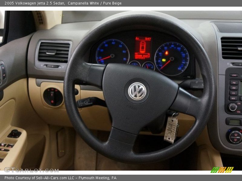 Campanella White / Pure Beige 2005 Volkswagen Jetta 2.5 Sedan