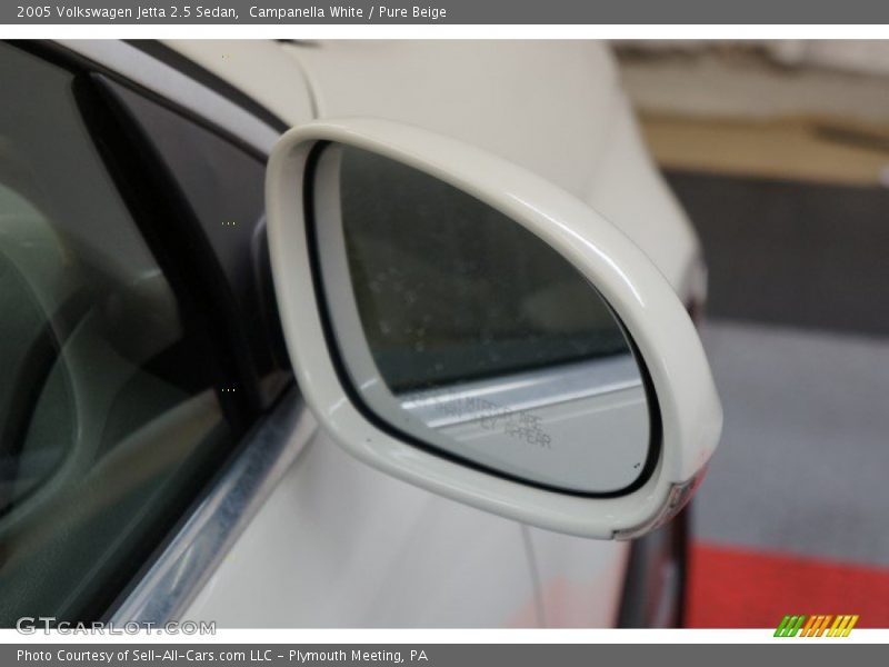 Campanella White / Pure Beige 2005 Volkswagen Jetta 2.5 Sedan