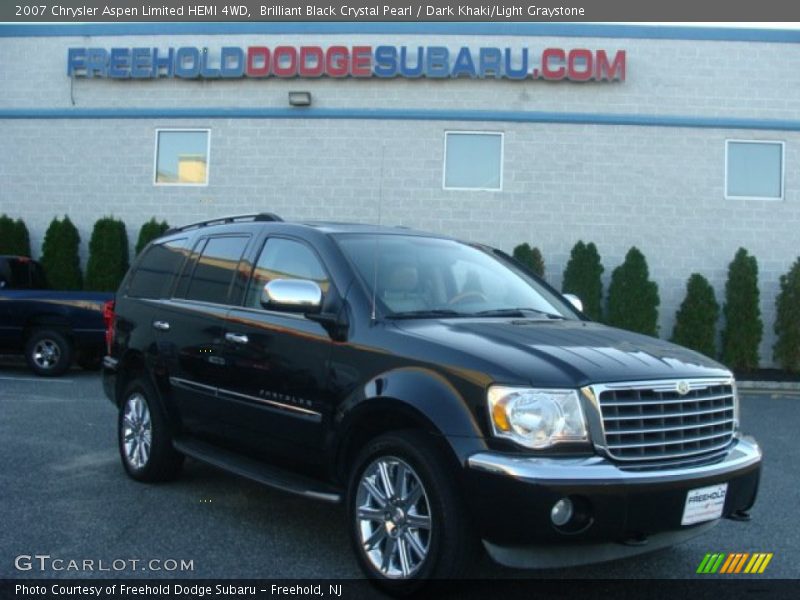 Brilliant Black Crystal Pearl / Dark Khaki/Light Graystone 2007 Chrysler Aspen Limited HEMI 4WD