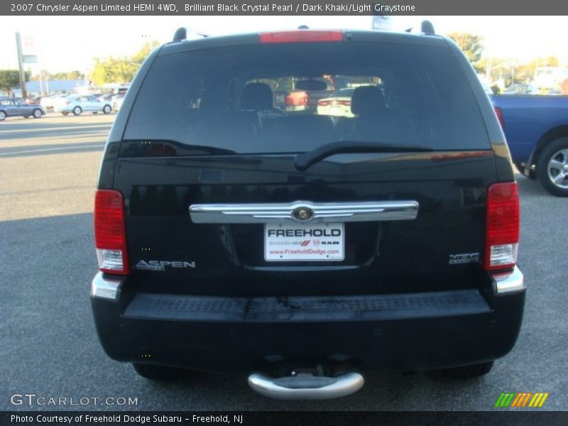 Brilliant Black Crystal Pearl / Dark Khaki/Light Graystone 2007 Chrysler Aspen Limited HEMI 4WD