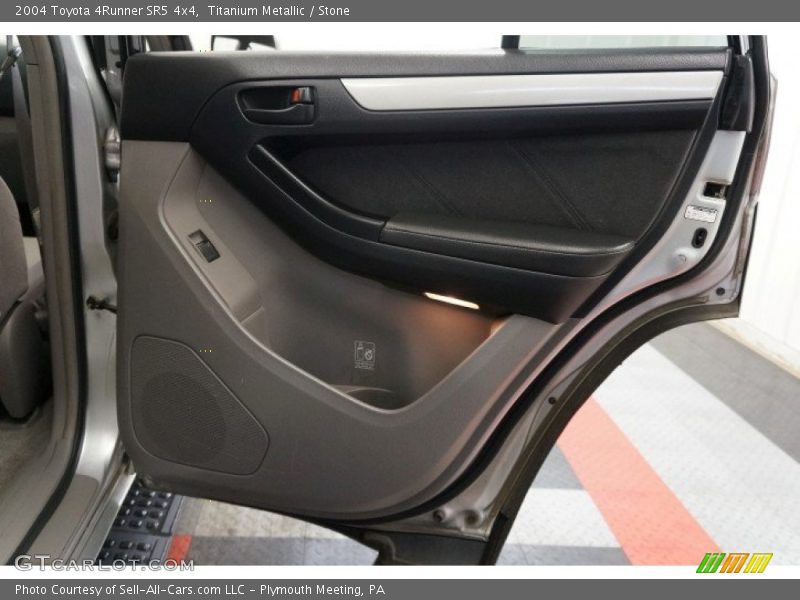 Titanium Metallic / Stone 2004 Toyota 4Runner SR5 4x4