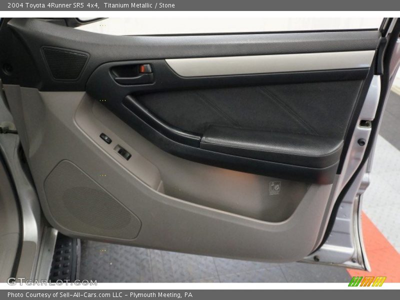 Titanium Metallic / Stone 2004 Toyota 4Runner SR5 4x4