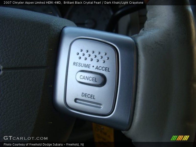 Brilliant Black Crystal Pearl / Dark Khaki/Light Graystone 2007 Chrysler Aspen Limited HEMI 4WD