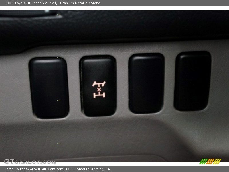 Titanium Metallic / Stone 2004 Toyota 4Runner SR5 4x4